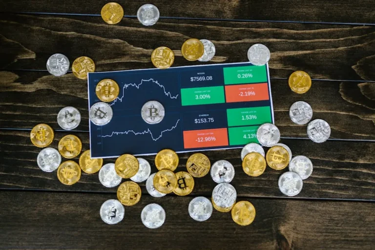 Bitcoin Price and Investor Relations: How Crypto Enters Market Reports