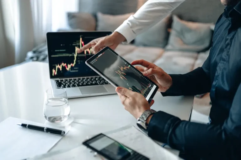 How P/E Ratio Affects Nvidia Stock Analysis